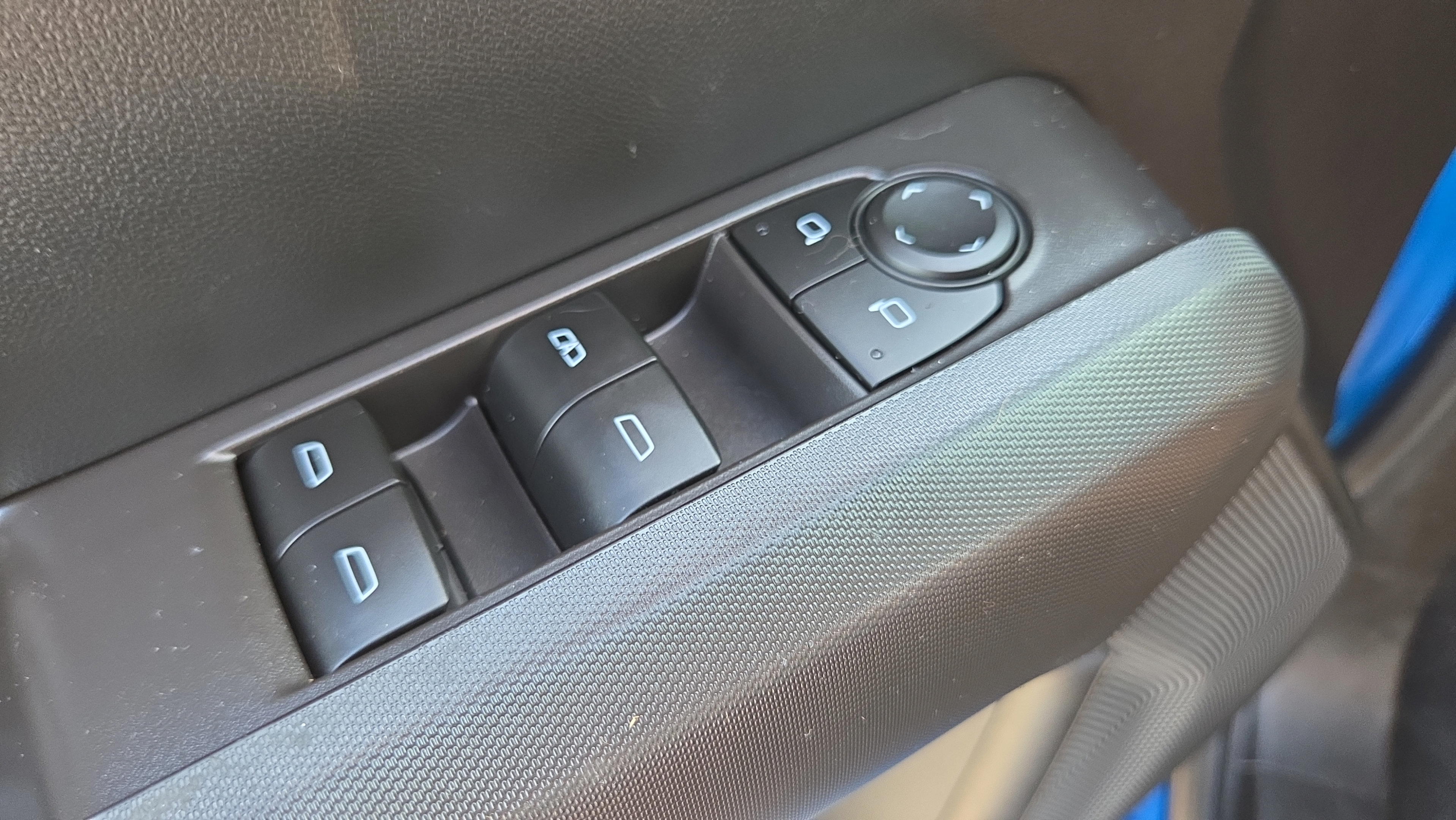 Used 2023 Chevrolet Colorado LT w/ LT Convenience Package III RWD image 28