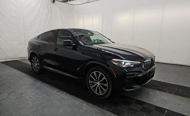 Used 2022 BMW X6 xDrive40i AWD/4WD image 2