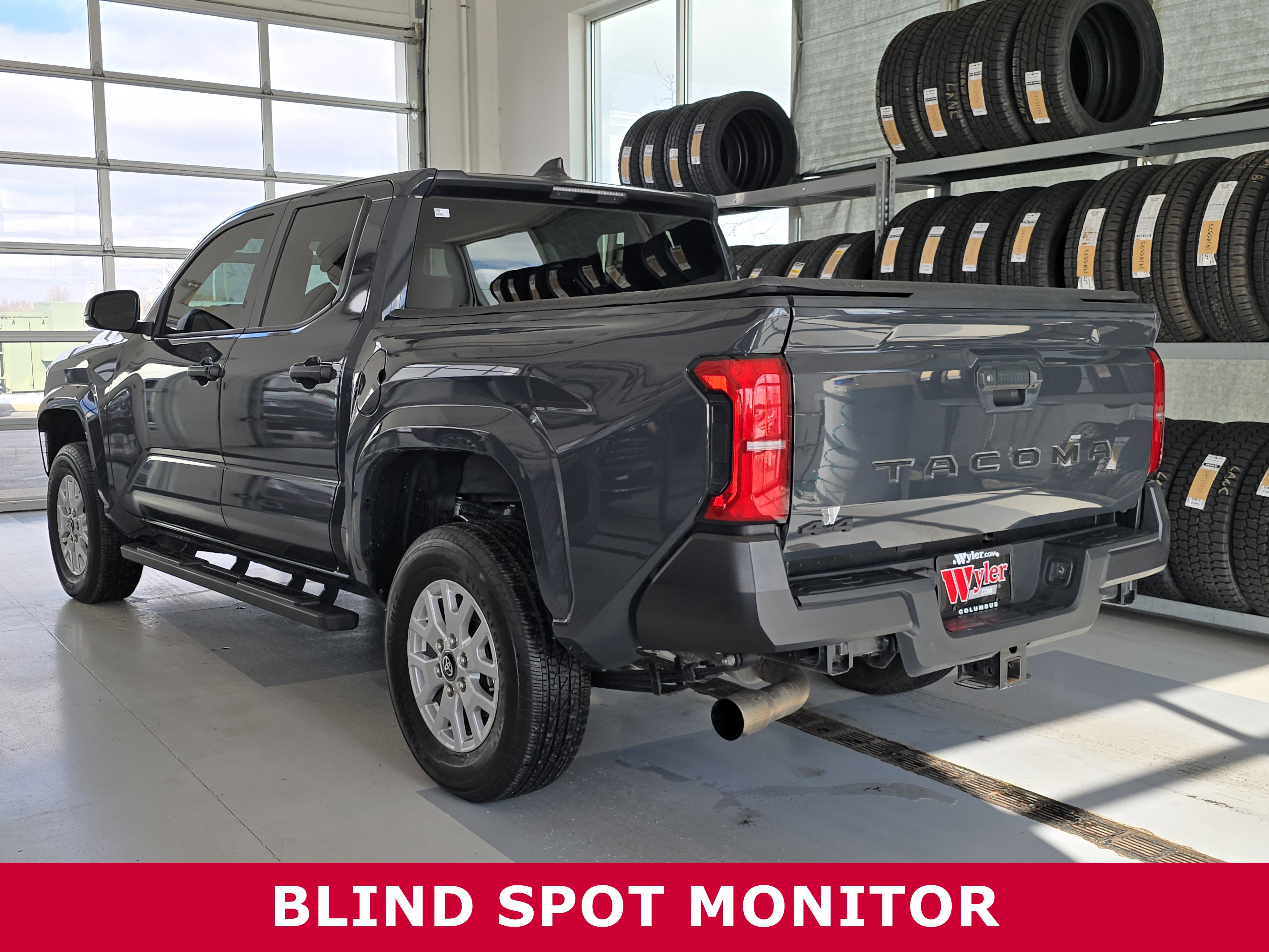 Used 2024 Toyota Tacoma TRD Sport image 5