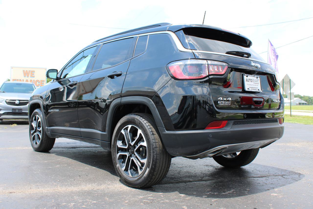 Used 2023 Jeep Compass Limited AWD/4WD image 10
