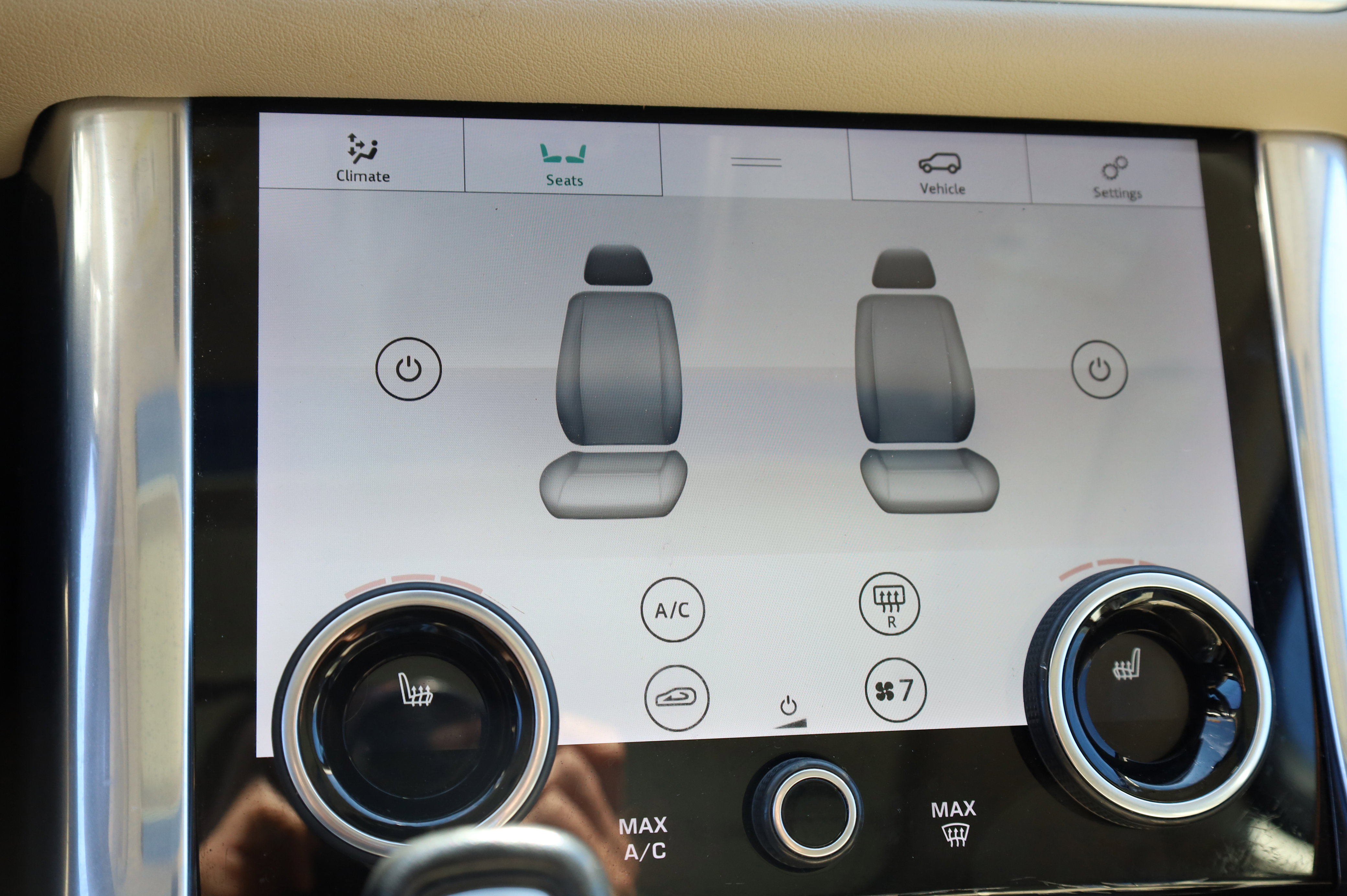 Used 2018 Land Rover Range Rover Sport Supercharged image 34