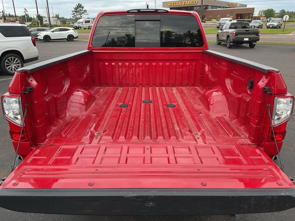 Used 2024 Nissan Titan SV w/ SV Convenience Package AWD/4WD image 20