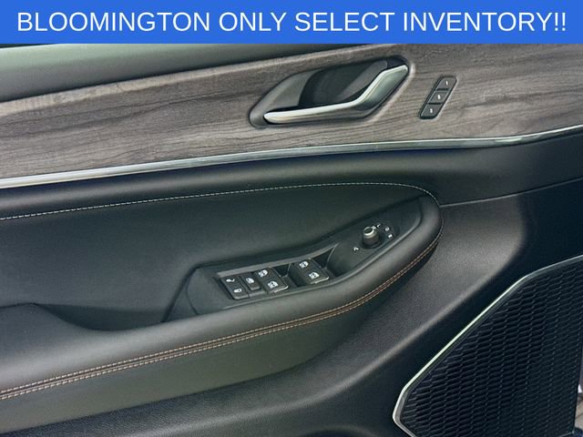 New 2025 Jeep Grand Cherokee L Overland w/ Trailer Tow Package image 18