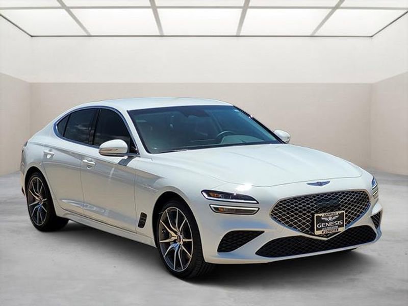 Used 2025 Genesis G70 2.5T RWD video 1