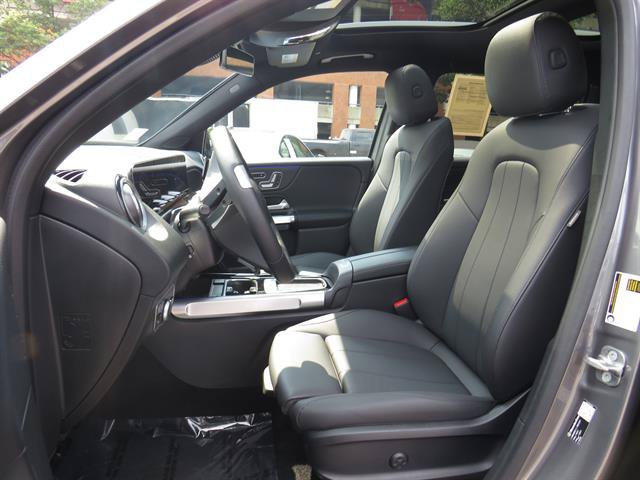 Used 2026 Mercedes-Benz GLB 250 4MATIC image 19