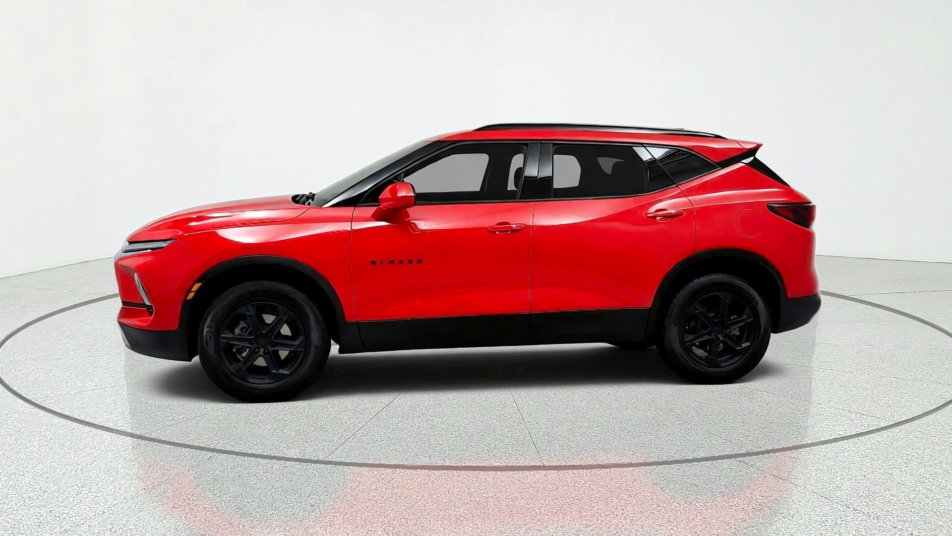 Certified 2024 Chevrolet Blazer LT w/ Convenience Package FWD image 2