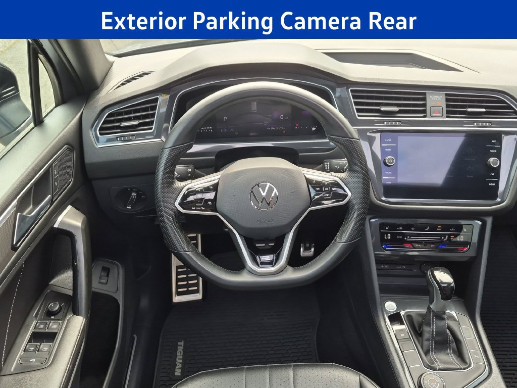 Used 2024 Volkswagen Tiguan SE R-Line AWD/4WD image 13