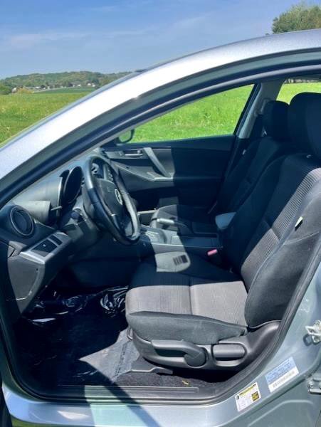 Used 2012 MAZDA MAZDA3 i Touring image 10