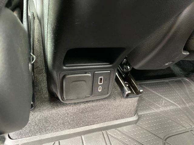 Certified 2023 Chevrolet TrailBlazer LT w/ Convenience Package FWD image 19