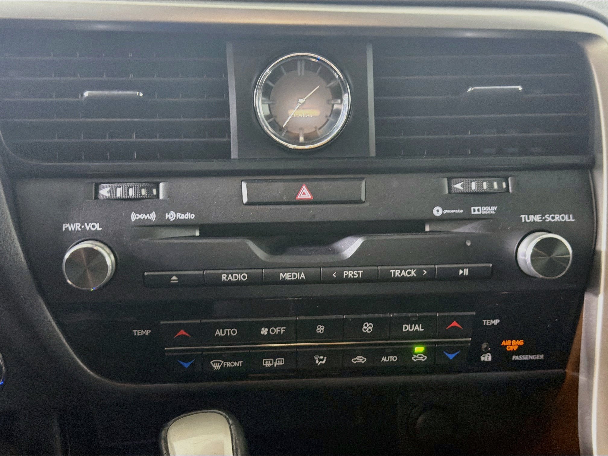 Used 2019 Lexus RX 450h AWD image 22