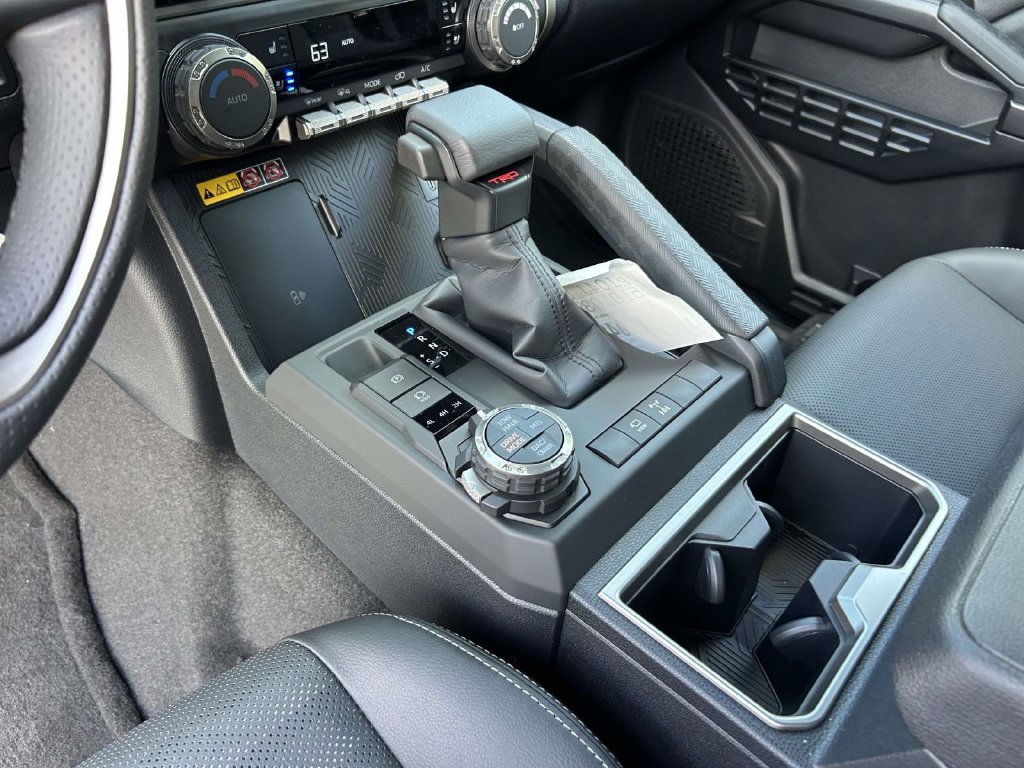 New 2026 Toyota 4Runner TRD Off-Road Premium AWD/4WD image 21