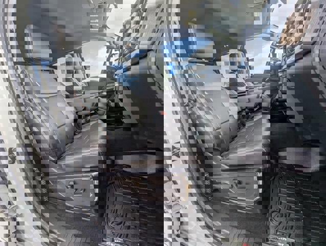 Used 2022 Ford F150 Lariat w/ Equipment Group 501A Mid image 24