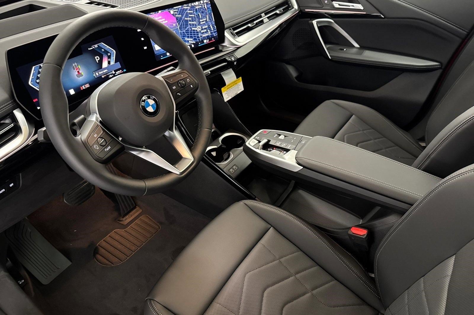Used 2026 BMW X1 xDrive28i w/ Technology Package AWD/4WD image 4
