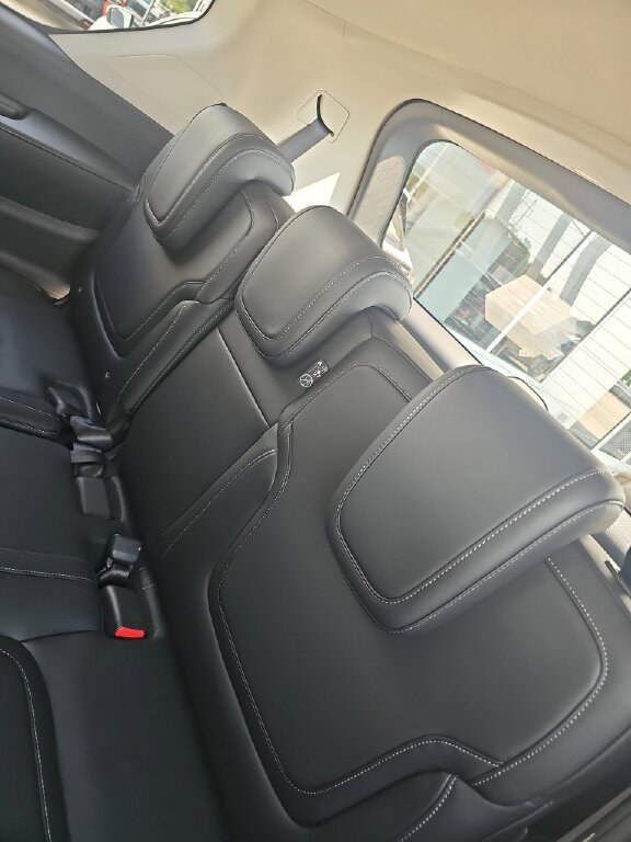 New 2026 Nissan Armada SV image 3