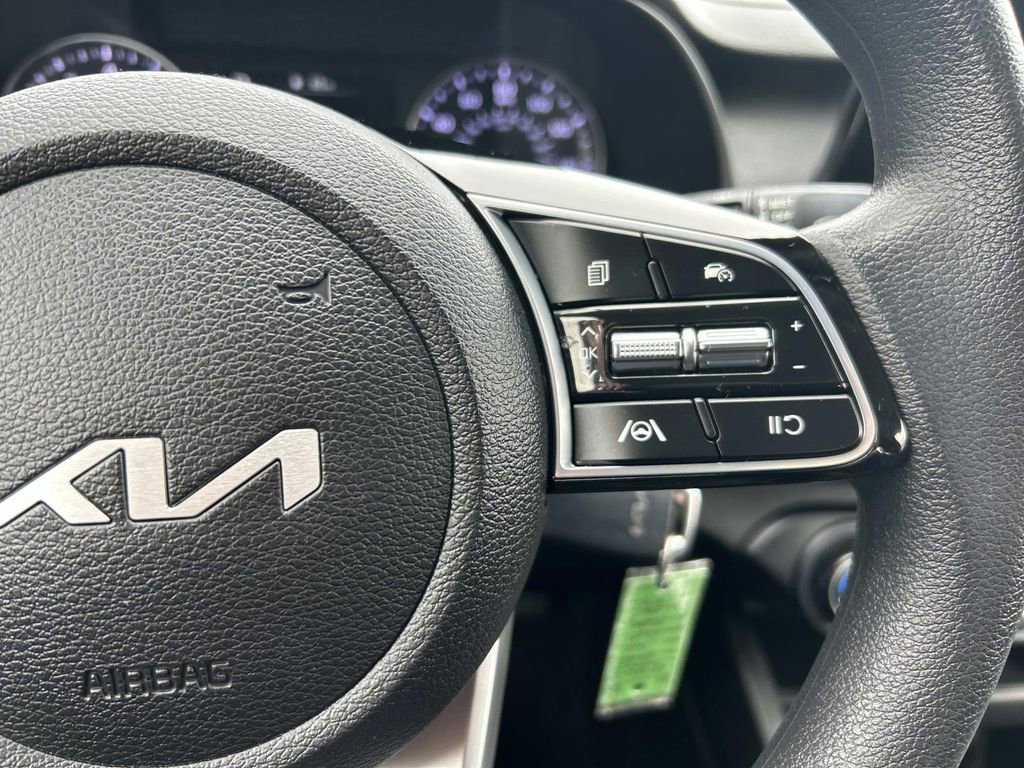 Certified 2023 Kia Forte LXS w/ LXS Technology Package image 19