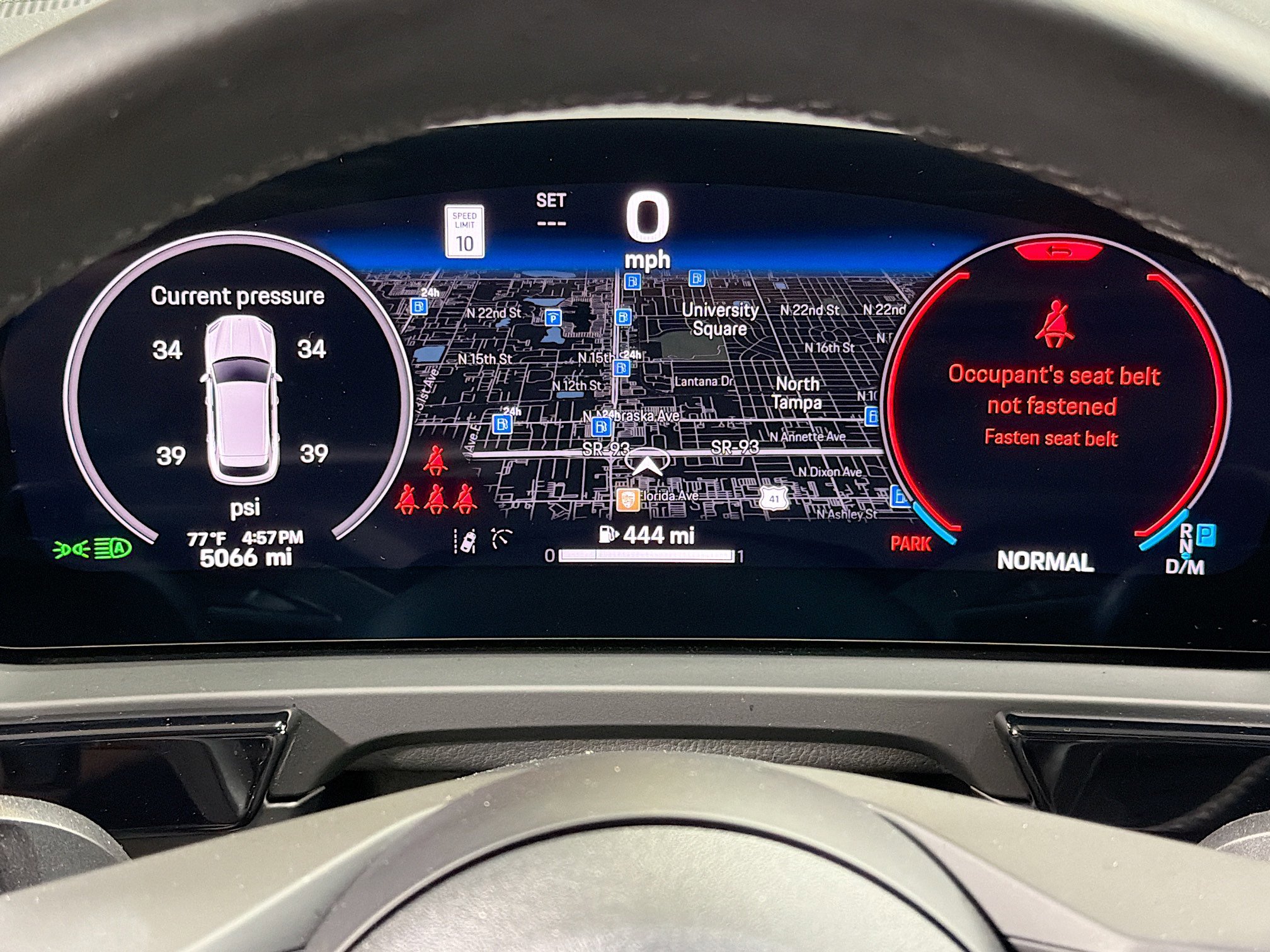 Certified 2025 Porsche Cayenne image 38