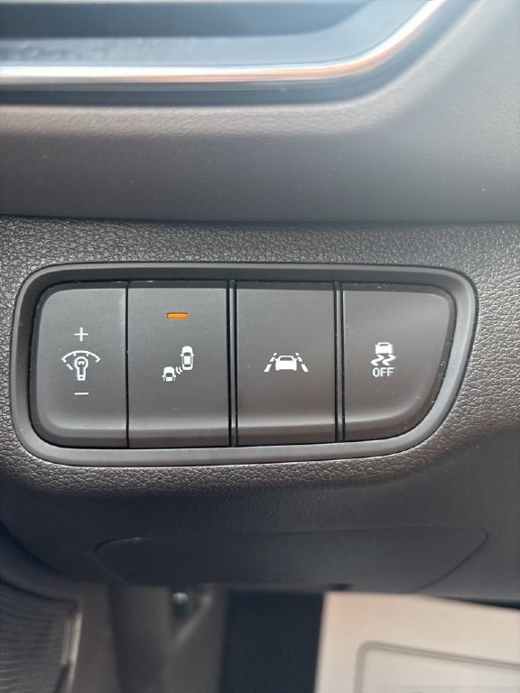 Used 2020 Hyundai Santa Fe SEL image 29