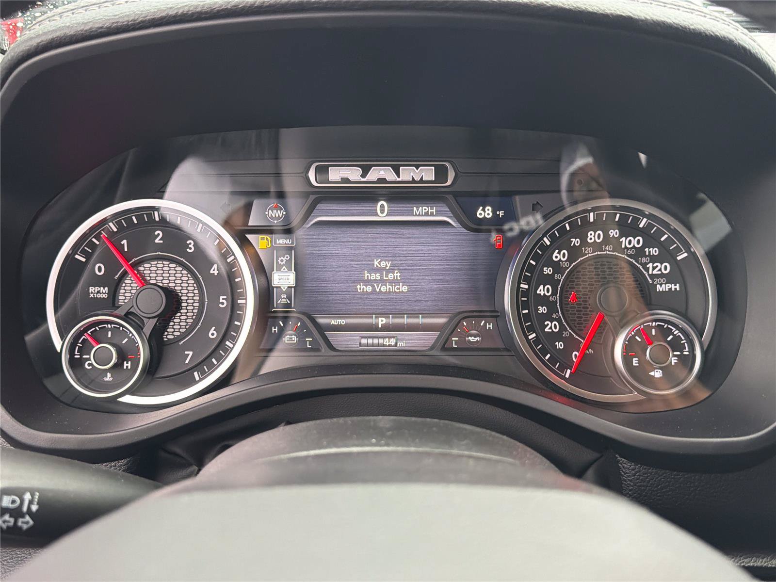 Used 2026 RAM 1500 Laramie AWD/4WD image 26