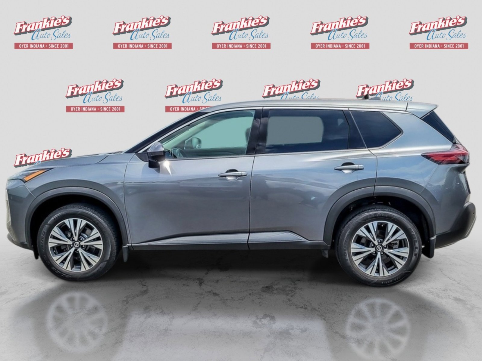 Used 2021 Nissan Rogue SV AWD/4WD image 2