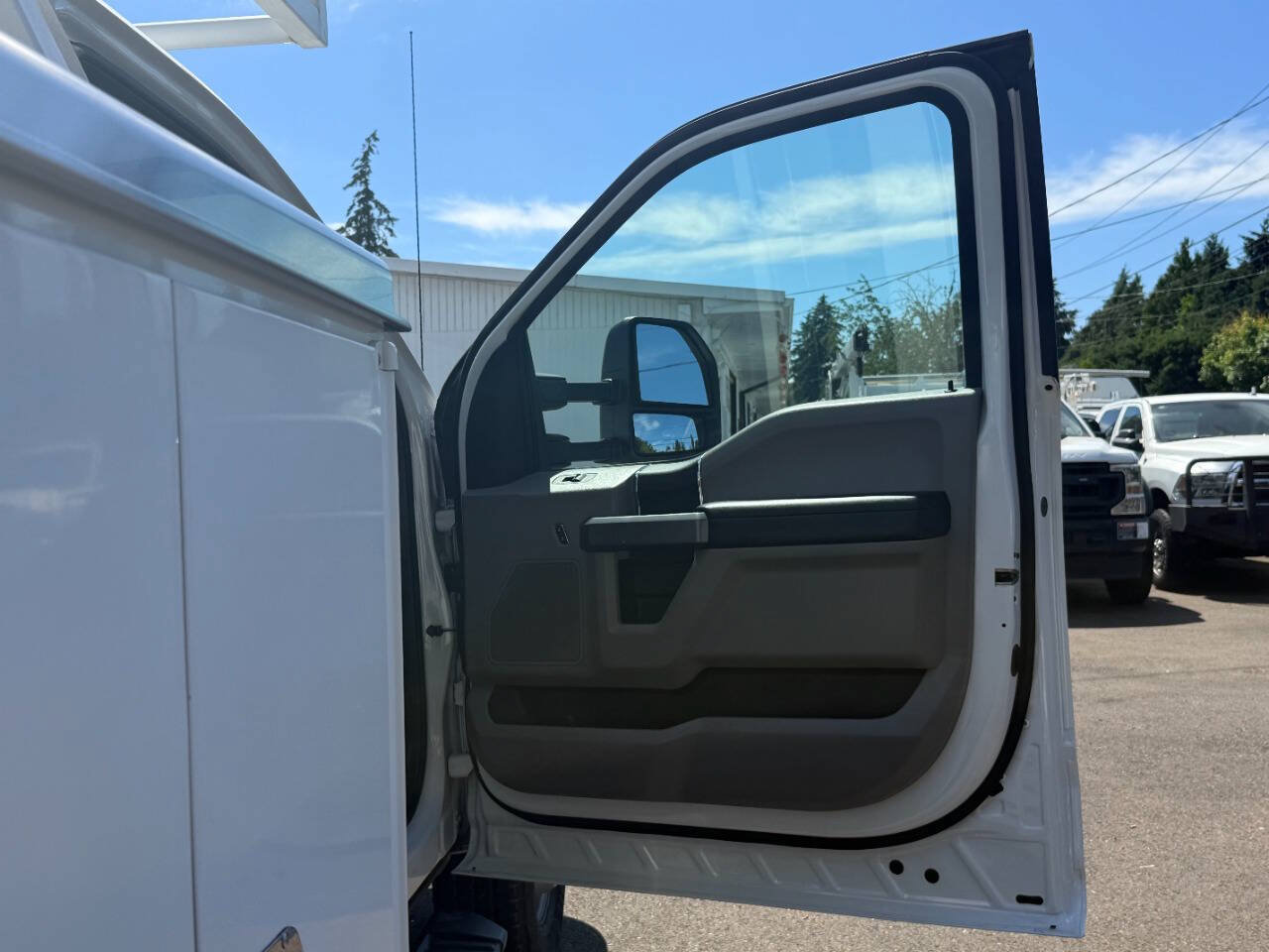 Used 2019 Ford F350 XLT AWD/4WD image 28