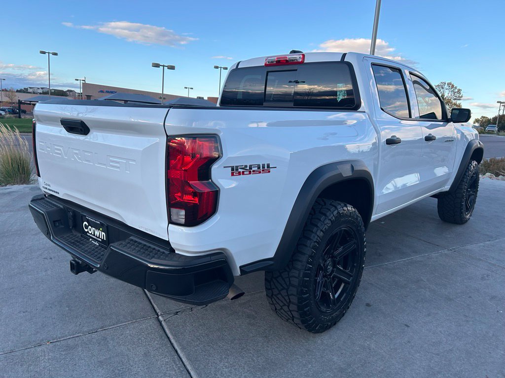 Used 2025 Chevrolet Colorado Trail Boss AWD/4WD image 8