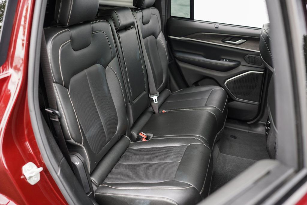 Used 2024 Jeep Grand Cherokee Limited 4xe image 26