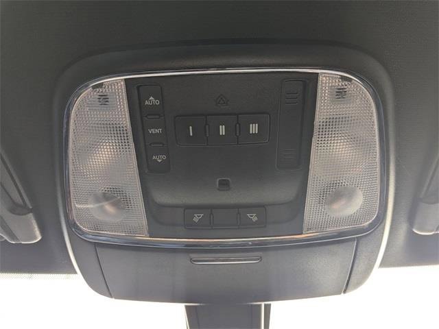 Used 2016 Dodge Charger R/T w/ Plus Group image 23