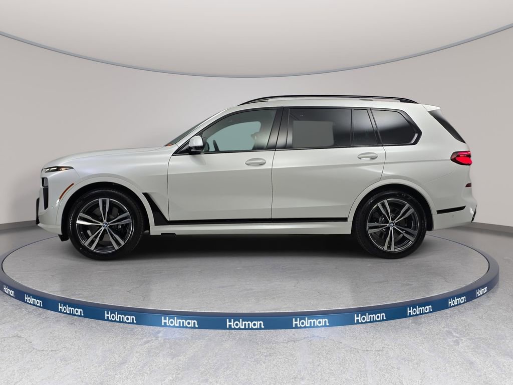 New 2026 BMW X7 xDrive40i w/ M Sport Package AWD/4WD image 8