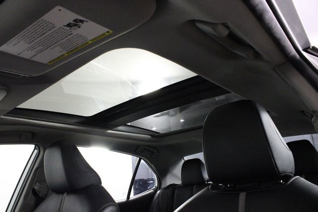 Used 2021 Toyota Camry XSE image 21