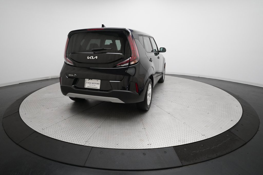 Used 2023 Kia Soul LX w/ LX Technology Package image 33