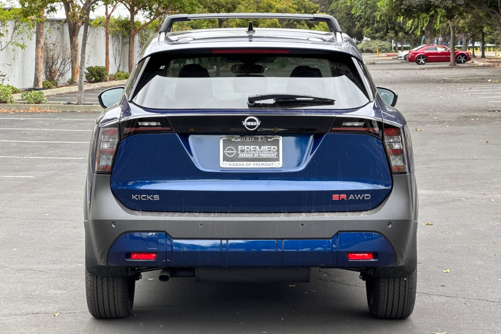 New 2026 Nissan Kicks SR w/ Cold Weather Package image 5