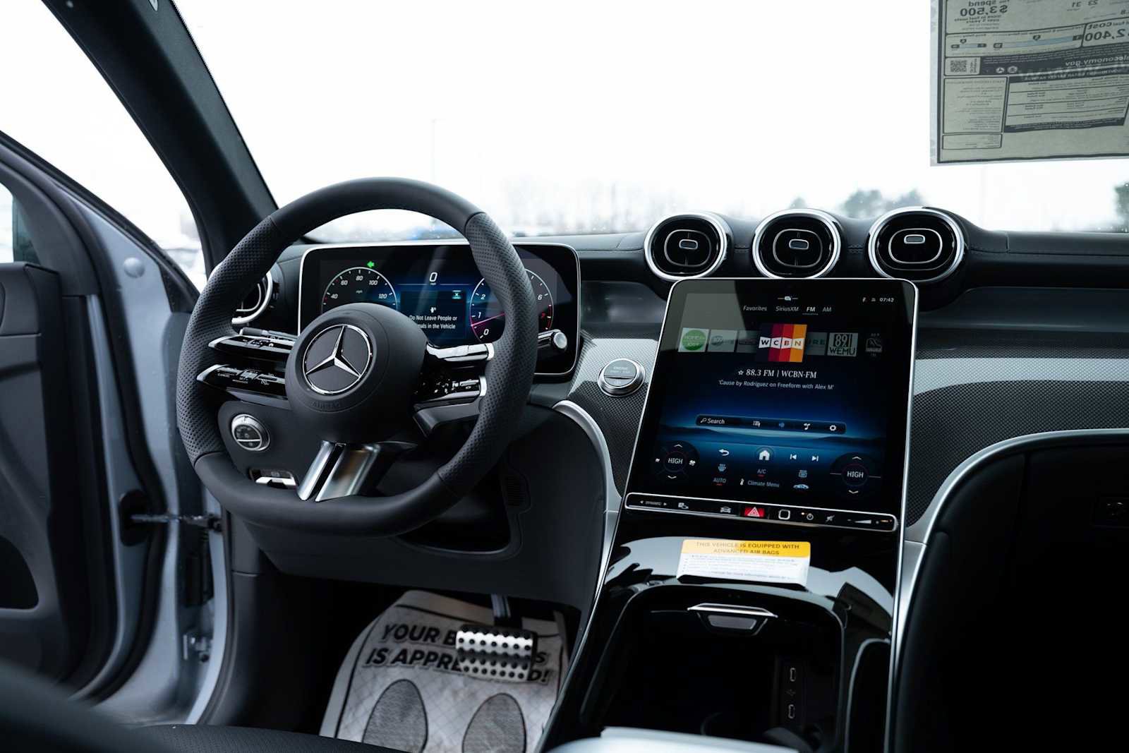 New 2026 Mercedes-Benz GLC 300 4MATIC image 31