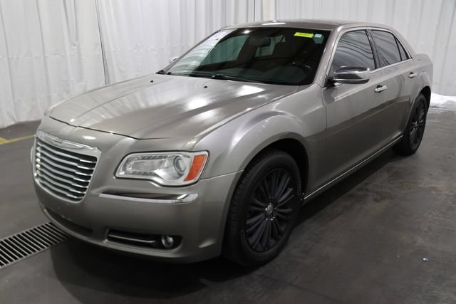 Used 2014 Chrysler 300 C AWD/4WD image 25