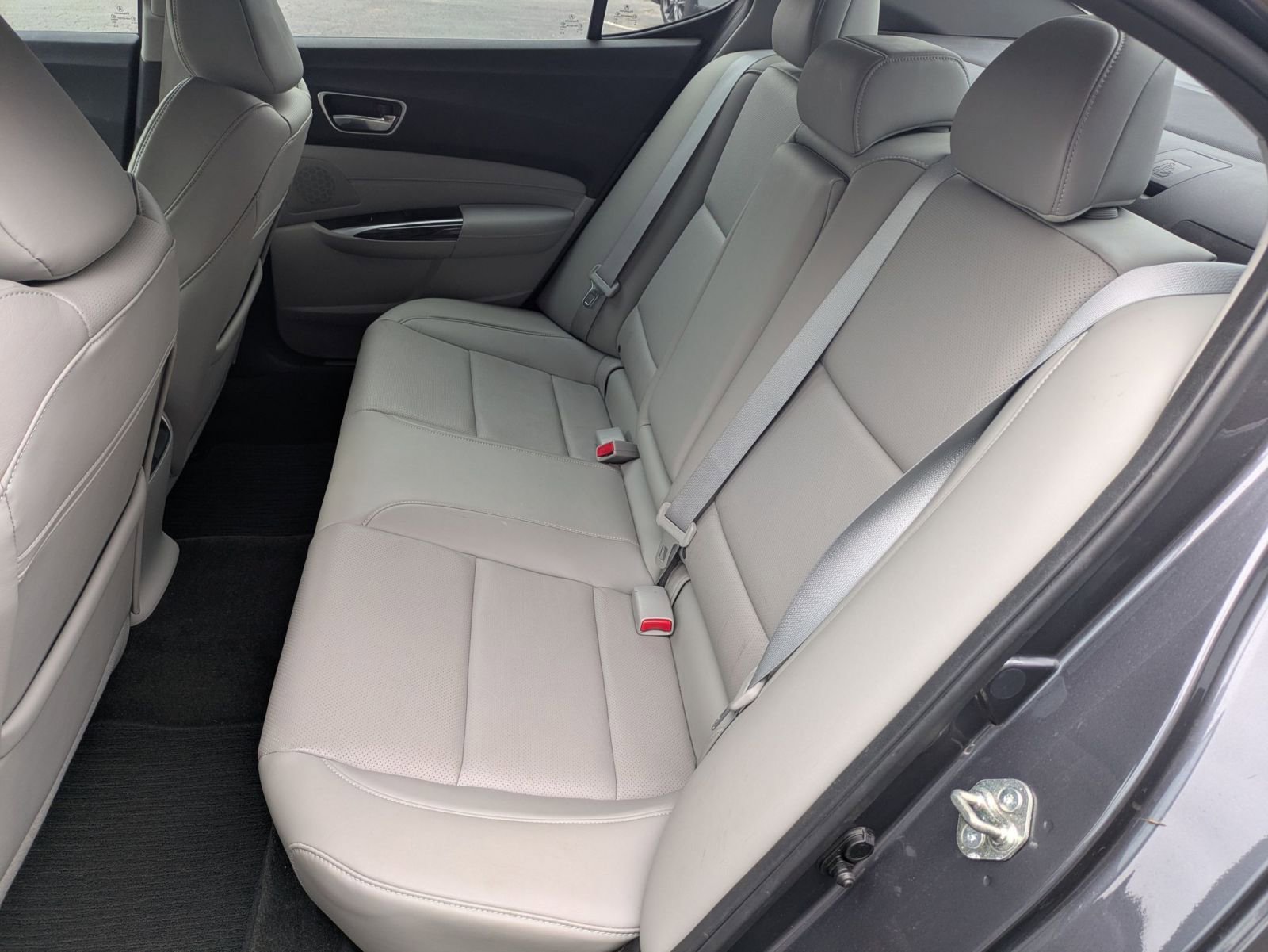 Used 2018 Acura TLX w/ Technology Package image 25