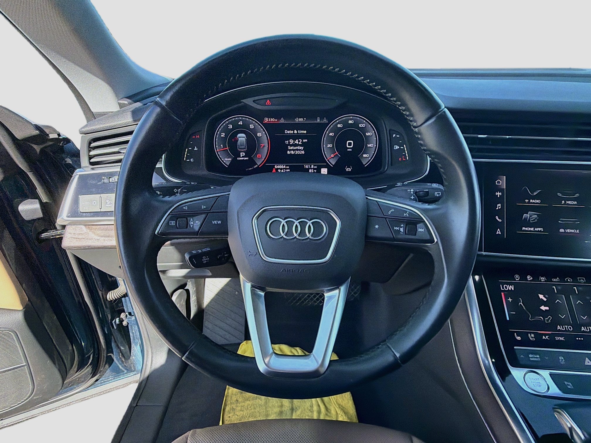Used 2019 Audi Q8 Premium Plus AWD/4WD image 40