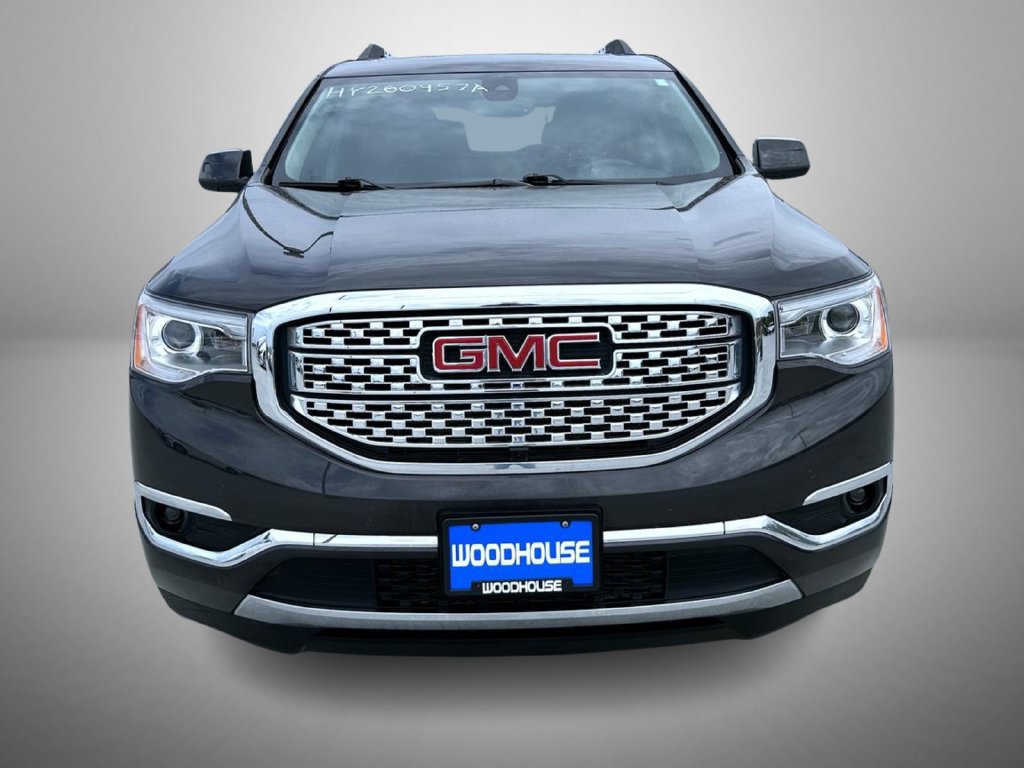 Used 2019 GMC Acadia Denali w/ Technology Package AWD/4WD image 2
