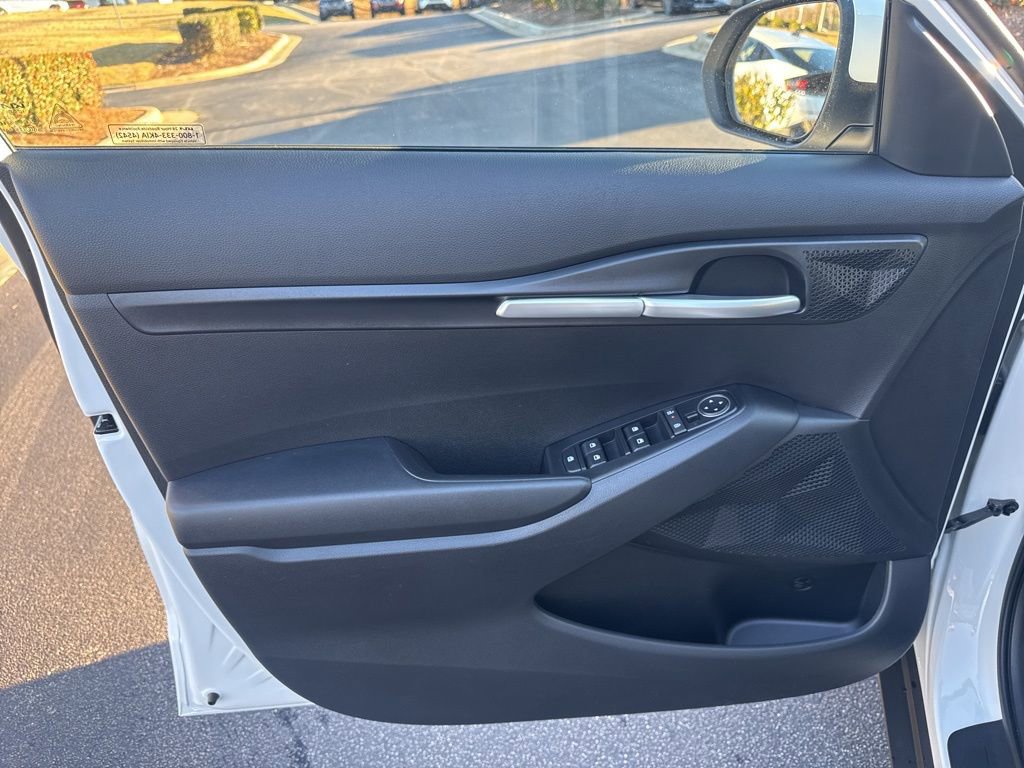 New 2026 Kia Seltos LX image 9