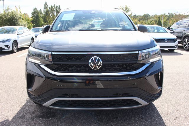 Certified 2024 Volkswagen Taos S image 2