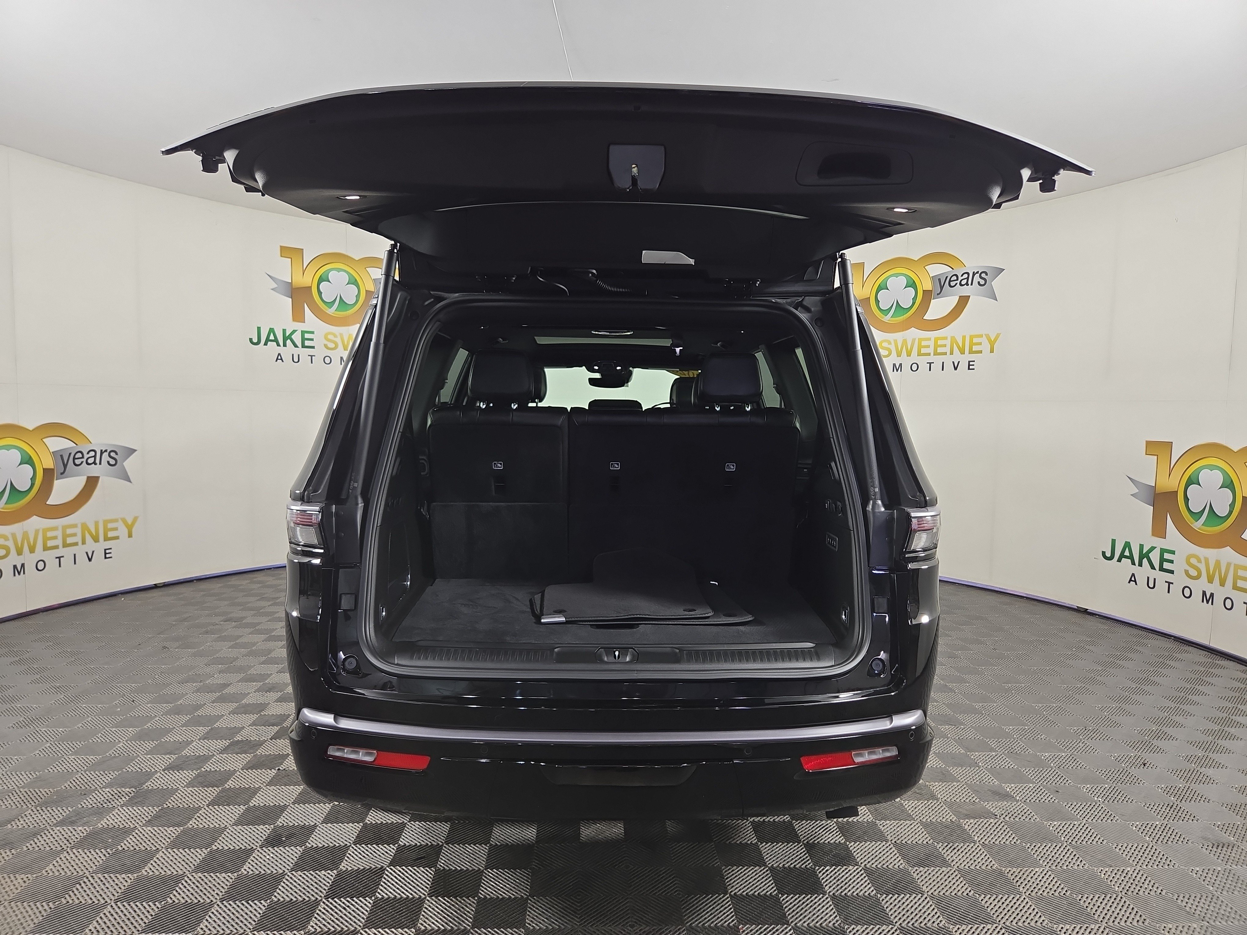 New 2026 Jeep Grand Wagoneer Limited w/ Premium Group II AWD/4WD image 37