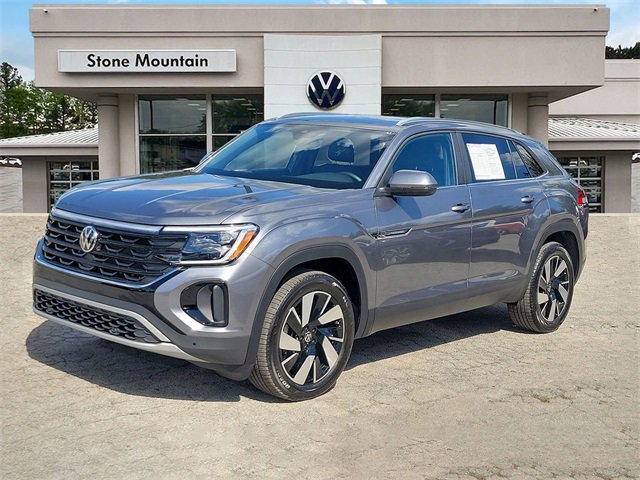 Certified 2025 Volkswagen Atlas Cross Sport SE w/ Panoramic Sunroof Package