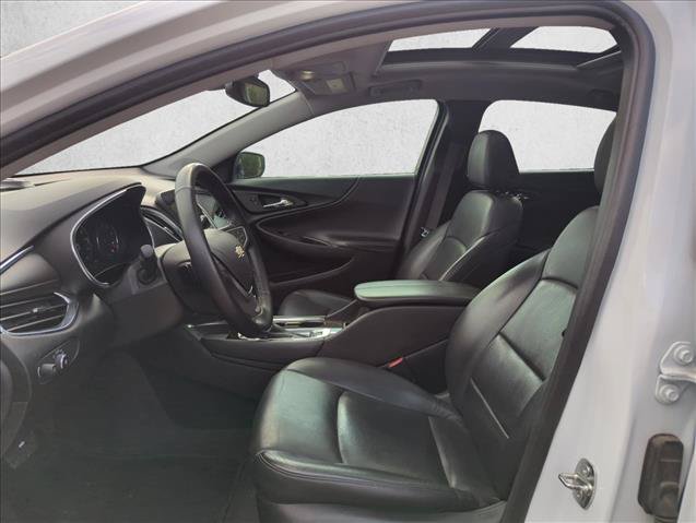 Used 2023 Chevrolet Malibu LT FWD image 17