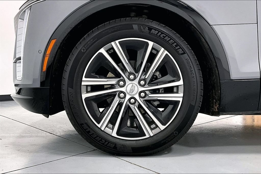 Used 2023 Cadillac Lyriq 2WD image 10