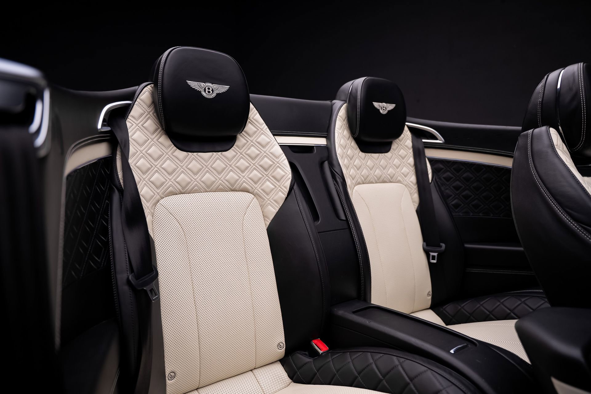Used 2020 Bentley Continental GT image 65