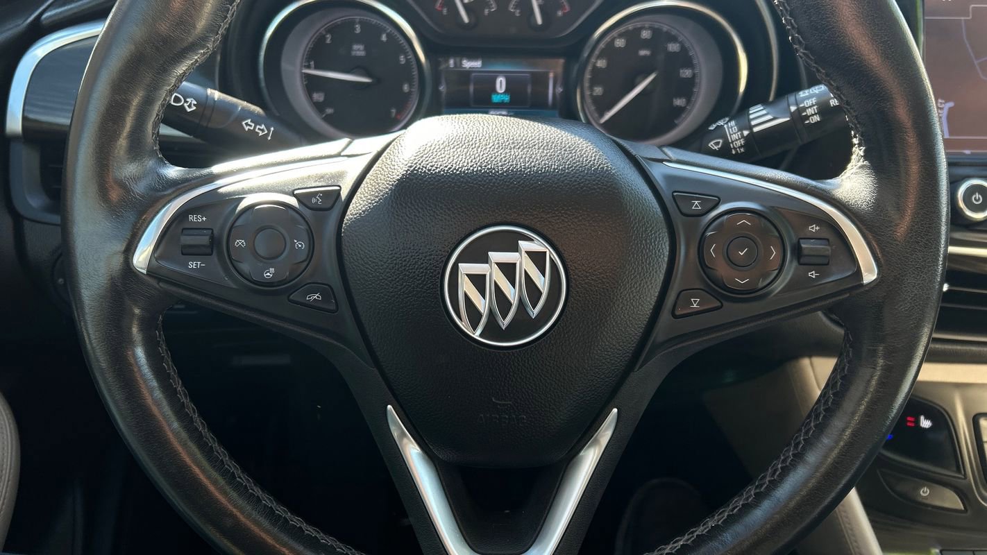 Used 2020 Buick Envision Essence image 33