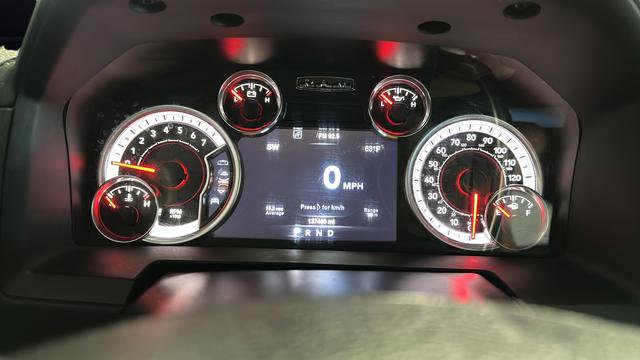 Used 2018 RAM 2500 Big Horn w/ Sport Appearance Group AWD/4WD image 32