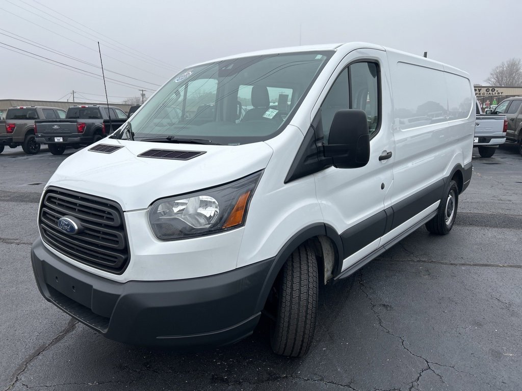 Used 2018 Ford Transit 150 130 Low Roof image 3