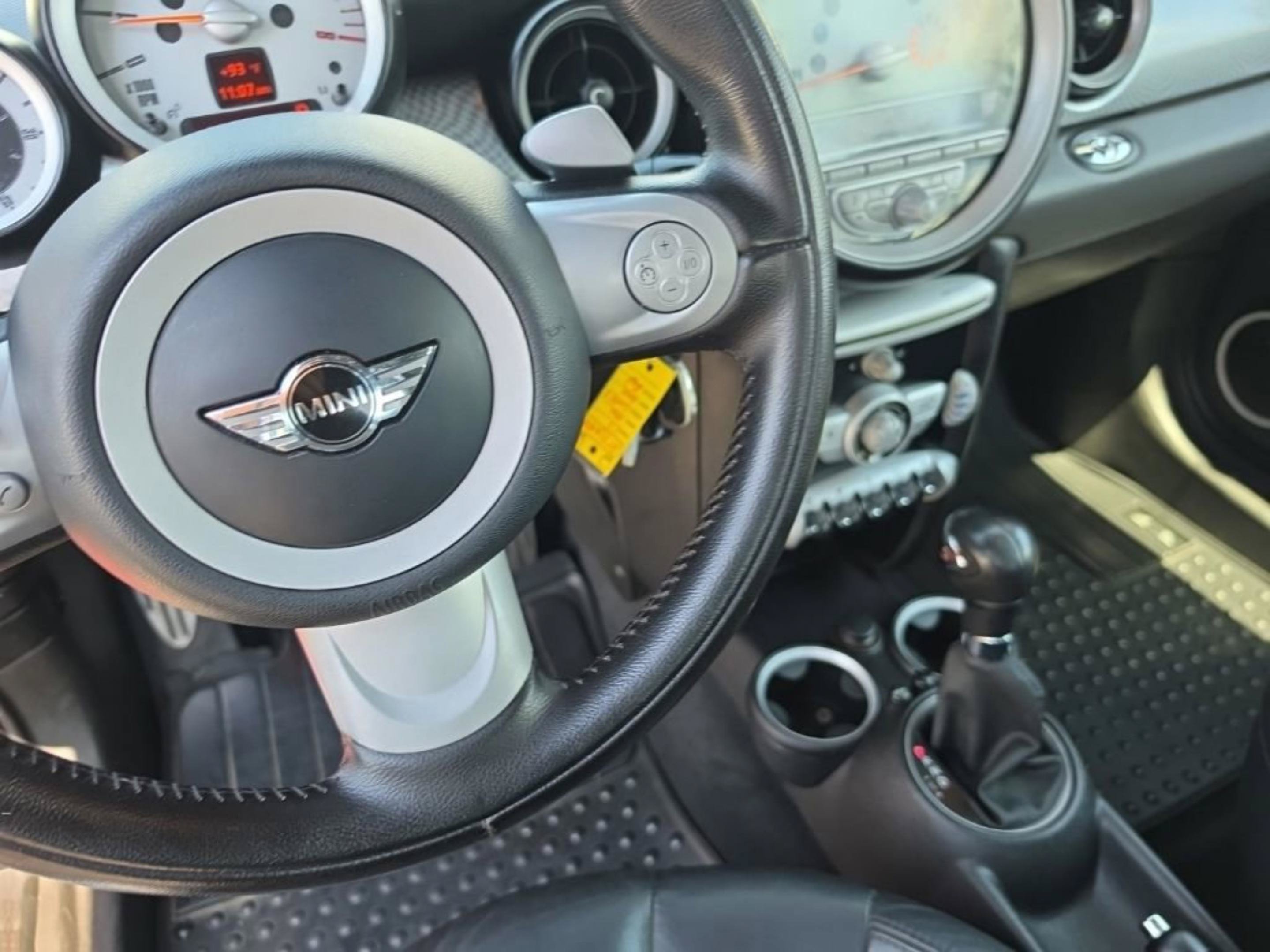 Used 2010 MINI Cooper S FWD image 12