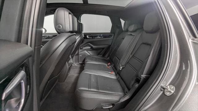 Used 2019 Porsche Cayenne image 14