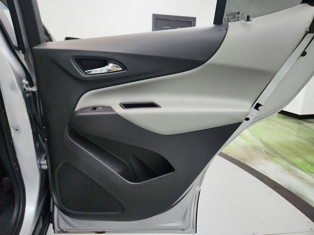 Used 2020 Chevrolet Equinox LS w/ LPO, Floor Liner Package FWD image 28