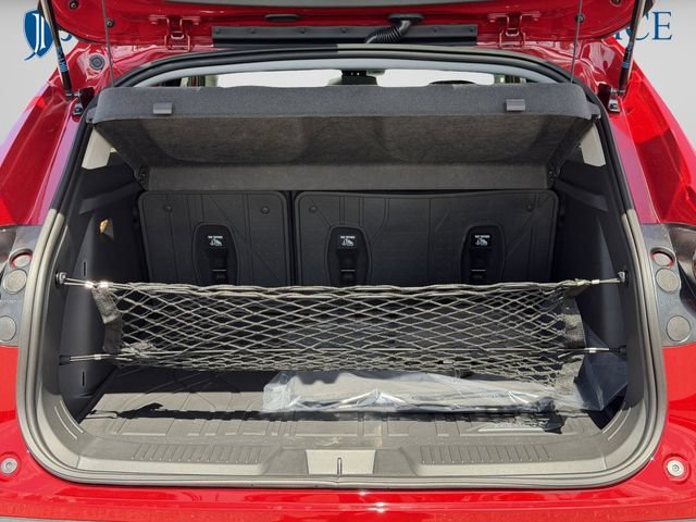 New 2026 Chevrolet Trax LT w/ LT Convenience Package FWD image 15